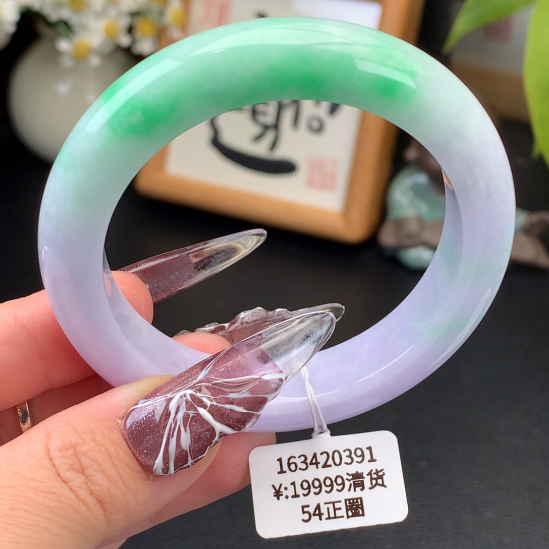 翡翠手镯未镶嵌春彩正圈