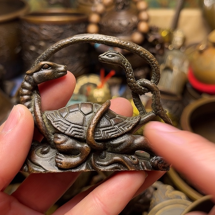 精美铜器批发档口