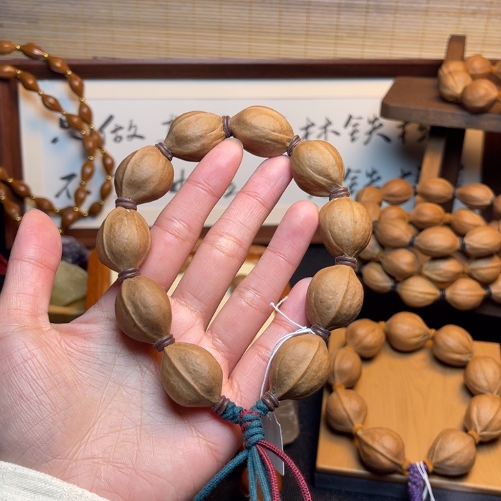 ｌ***ｇ橄榄核手串/手链19.26精品梅林铁核