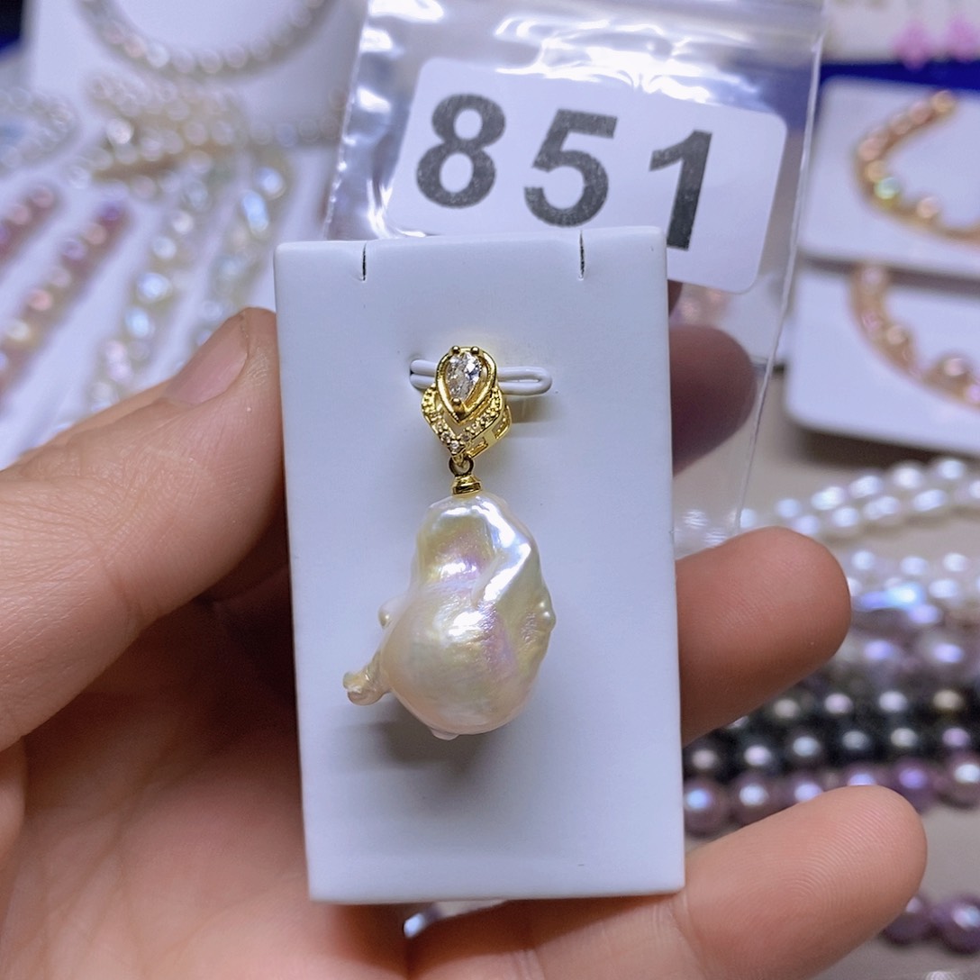 颈饰未镶嵌淡水珍珠