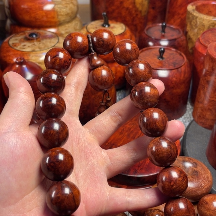 余***)大果紫檀（缅甸花梨）