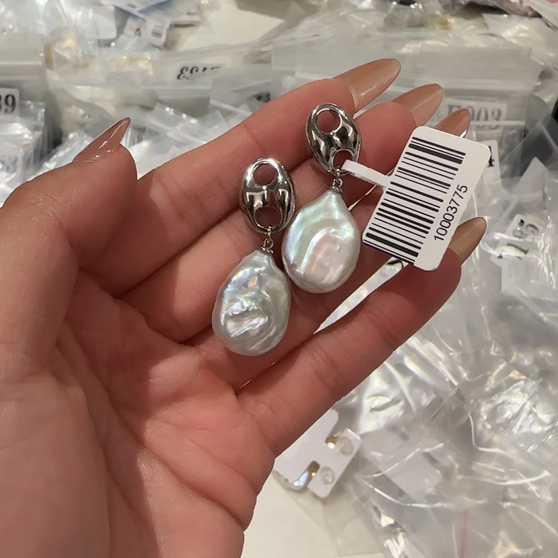 淡水珍珠耳饰合金