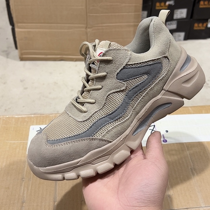 41码防砸防刺劳保鞋。