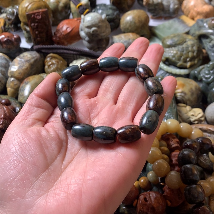 岫岩河磨玉（透闪石质玉）手链未镶嵌