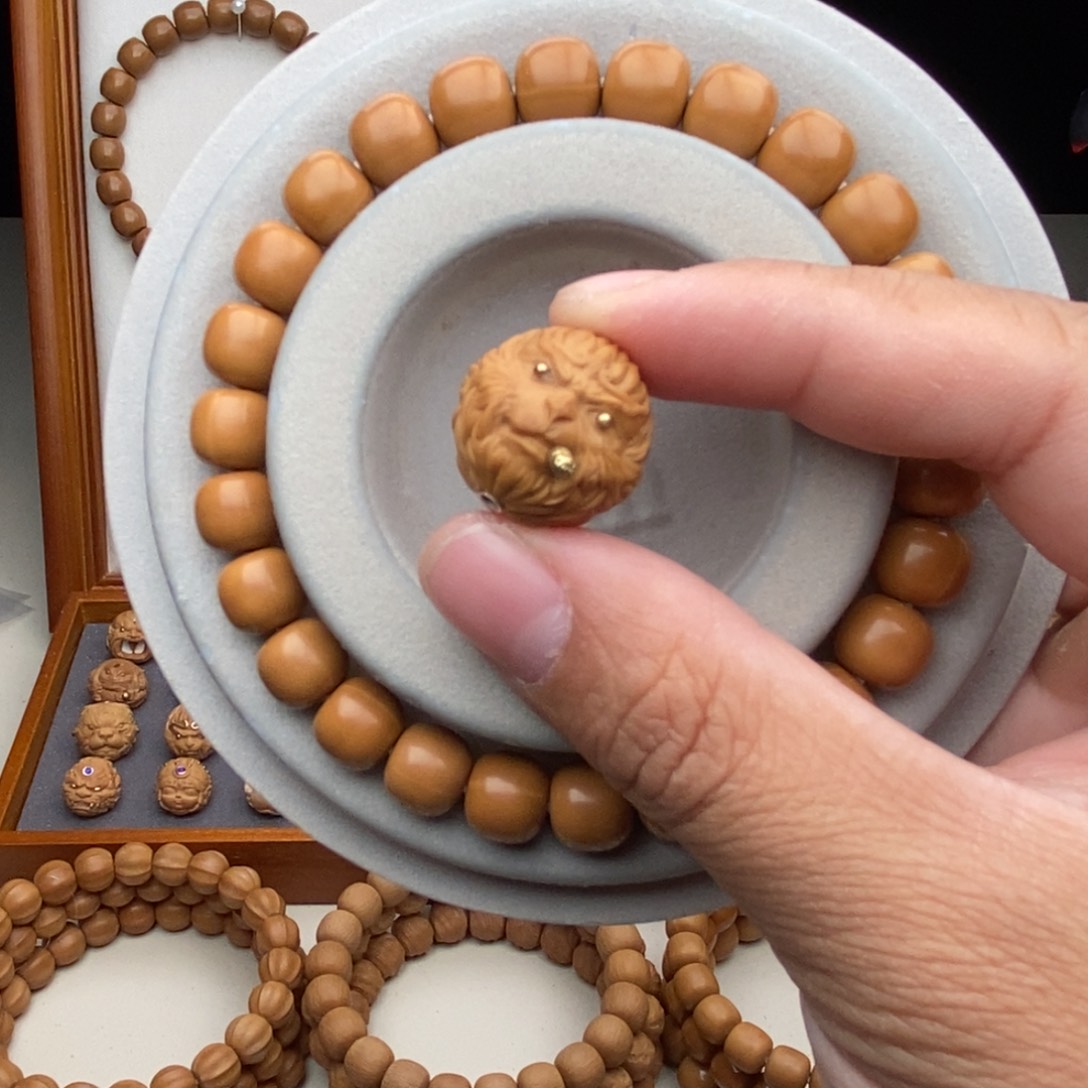 猴头核桃手串自**宙单籽