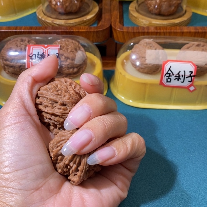 文玩核桃吊坠虾**啦小白