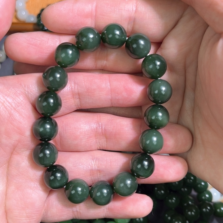 和田玉手链未镶嵌浠**妤