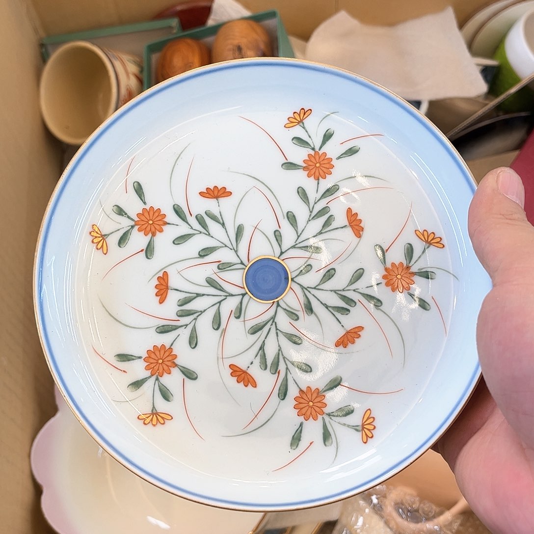 盖碗在家门口看到有条不太正常