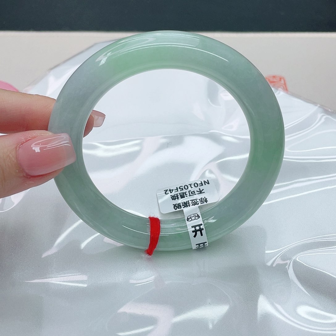 翡翠手镯未镶嵌圆59