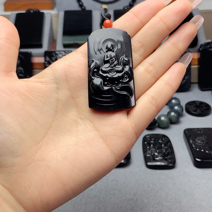 和田玉（墨玉）挂件未镶嵌