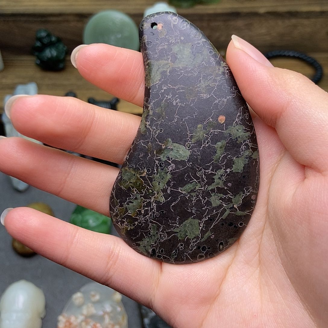 颈饰未镶嵌和田玉玛****好