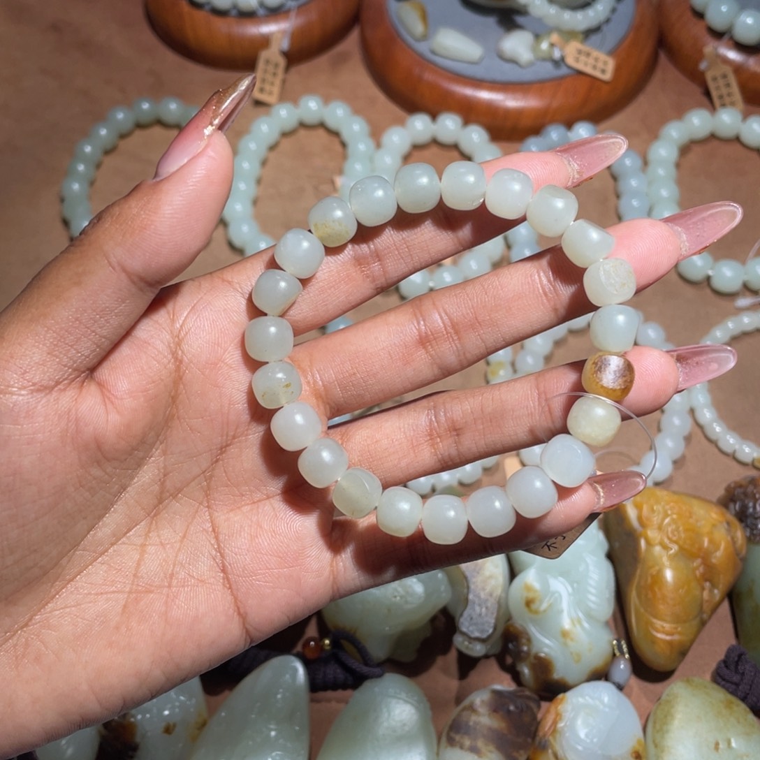 和田玉未镶嵌手链