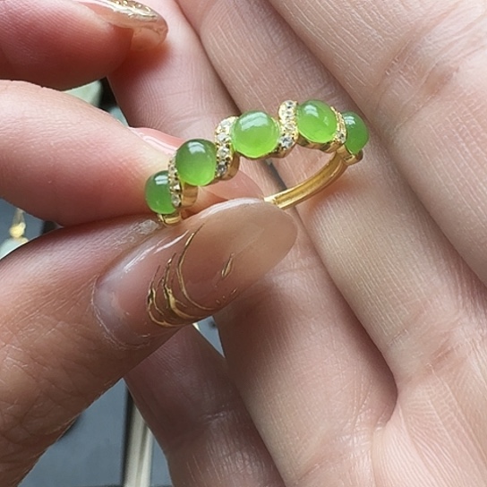 和田玉（碧玉）戒指未镶嵌