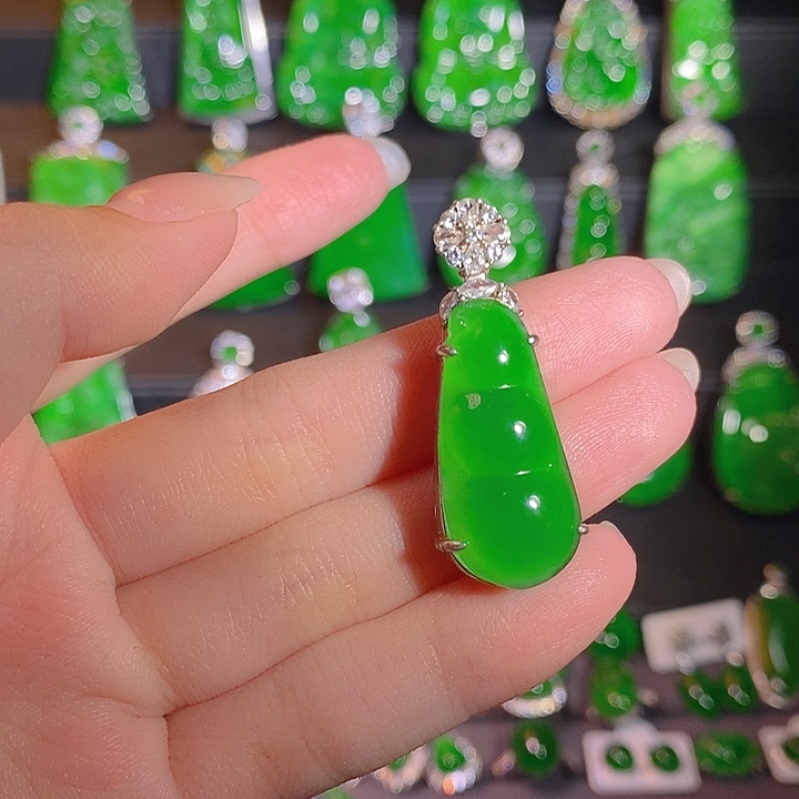 翡翠银S925镶嵌颈饰