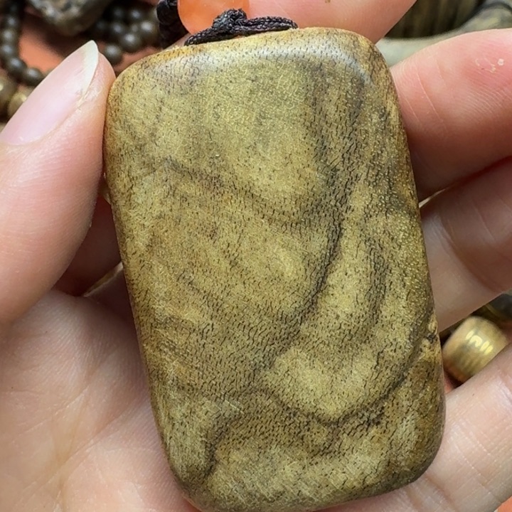 大叶紫檀（黑酸枝木类）