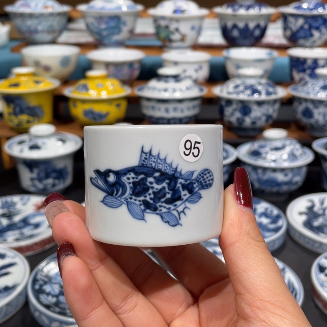 景德镇陶瓷手工手绘