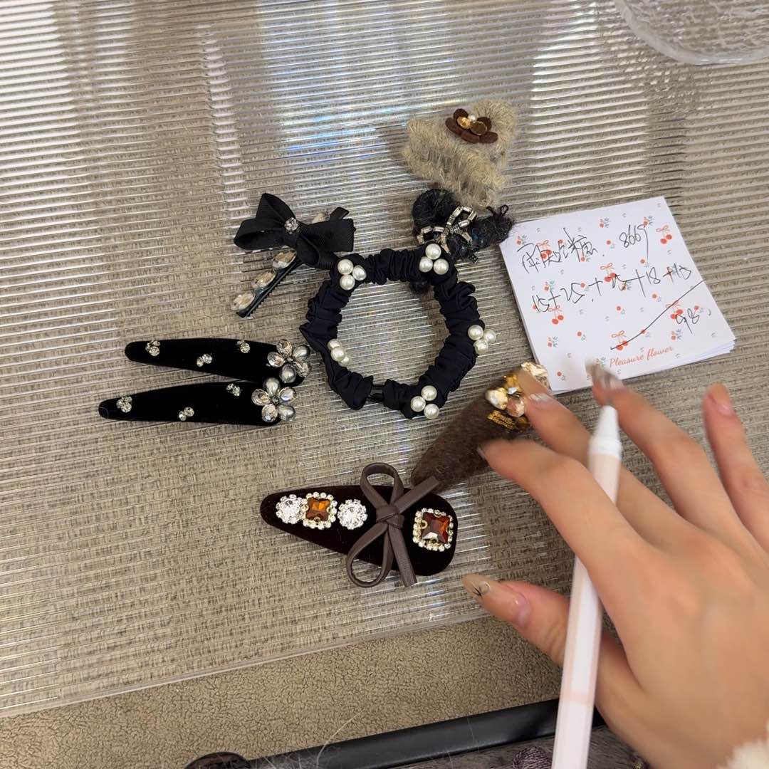 皮质铁合金发夹发圈