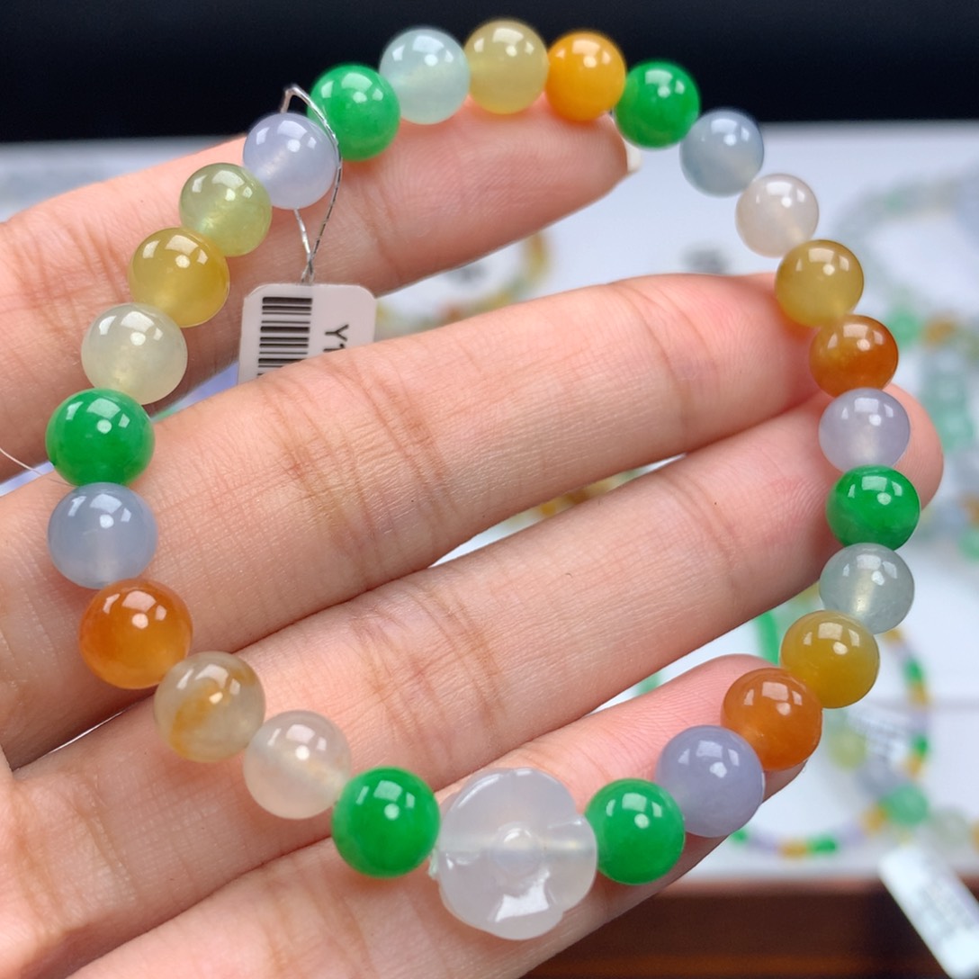 翡翠手链未镶嵌卡