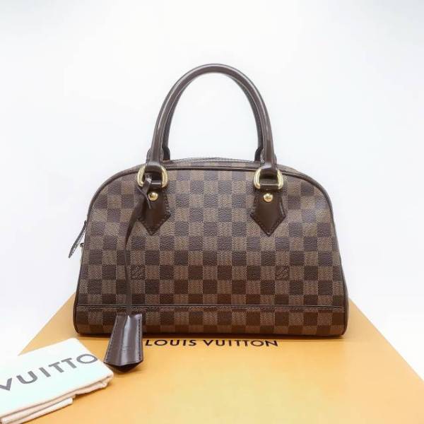 95新/路易威登/市场价18000/包包/250223XZ0020