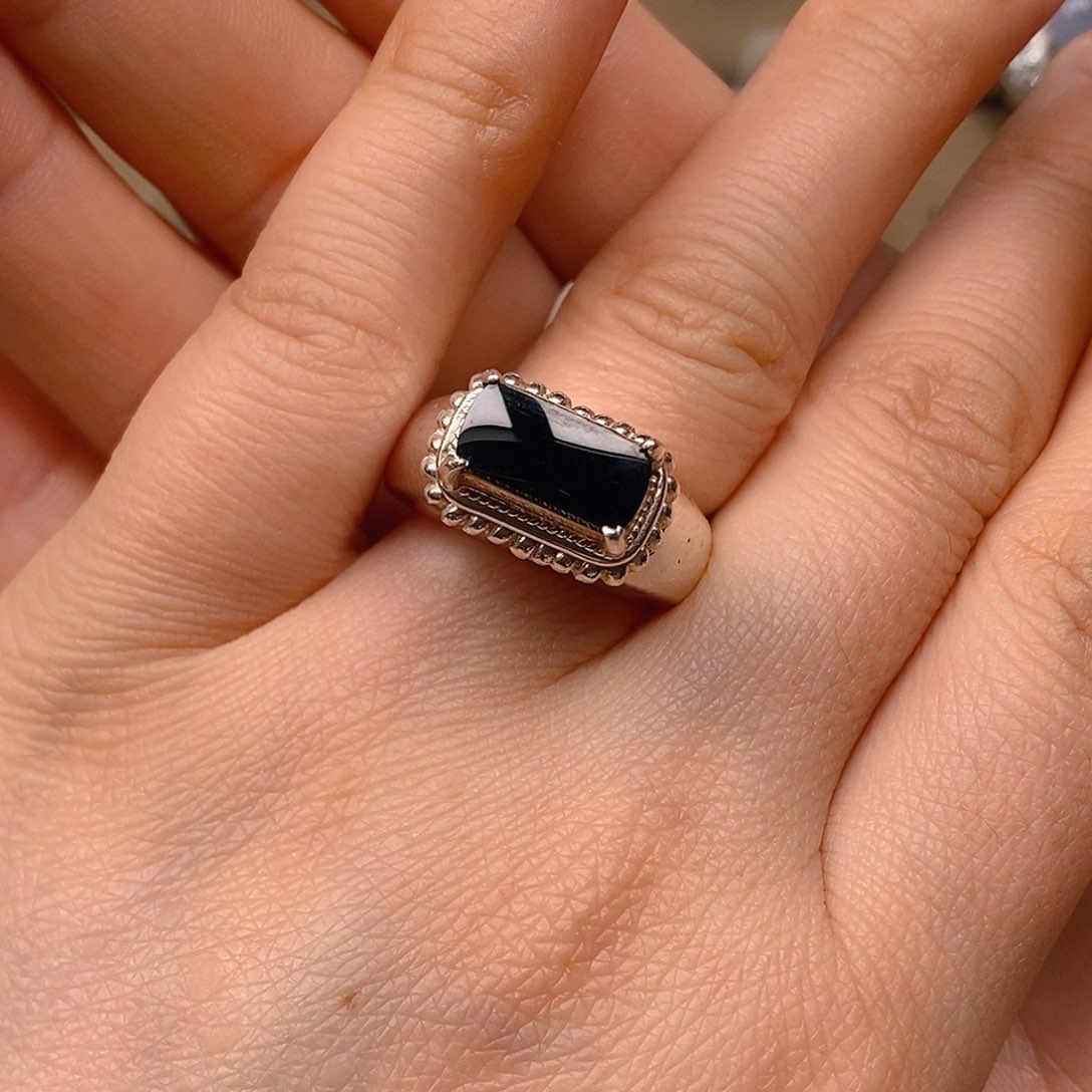 翡翠戒指未镶嵌翡翠蛋面