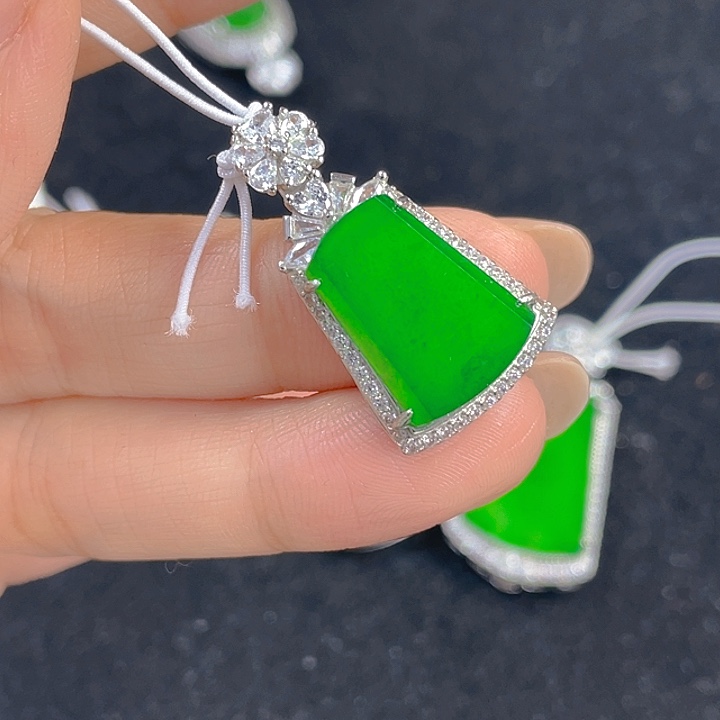 翡翠吊坠(不含链)银S925镶嵌