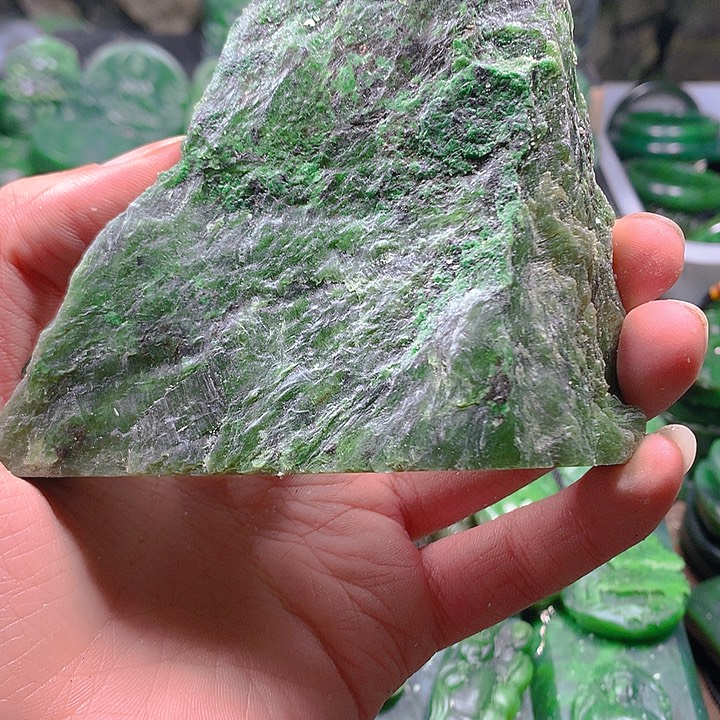 和田玉（碧玉）未镶嵌珠宝奇石