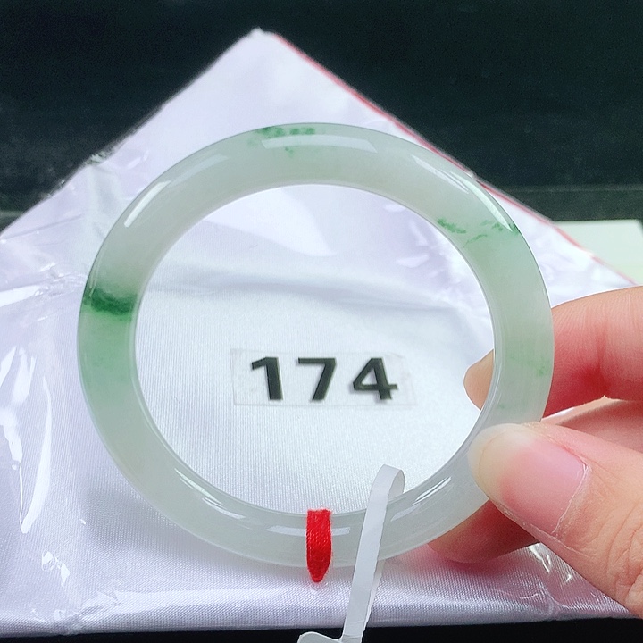 未镶嵌手镯翡翠翡翠手镯