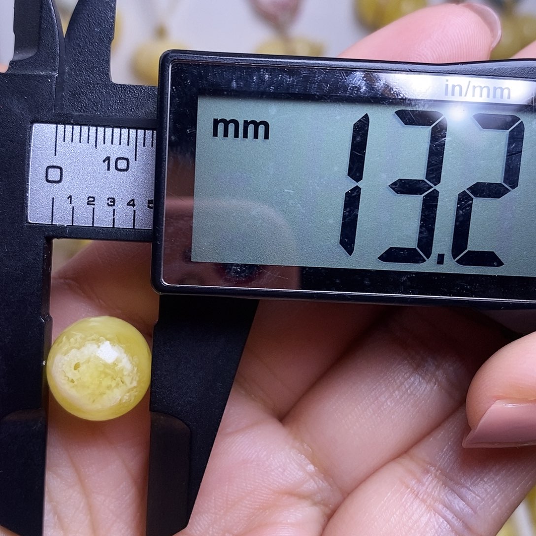 裸石琥珀未镶嵌蜜蜡圆珠