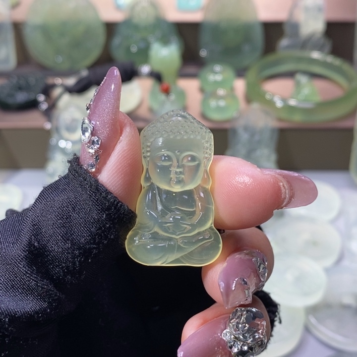 岫玉吊坠未镶嵌吊坠