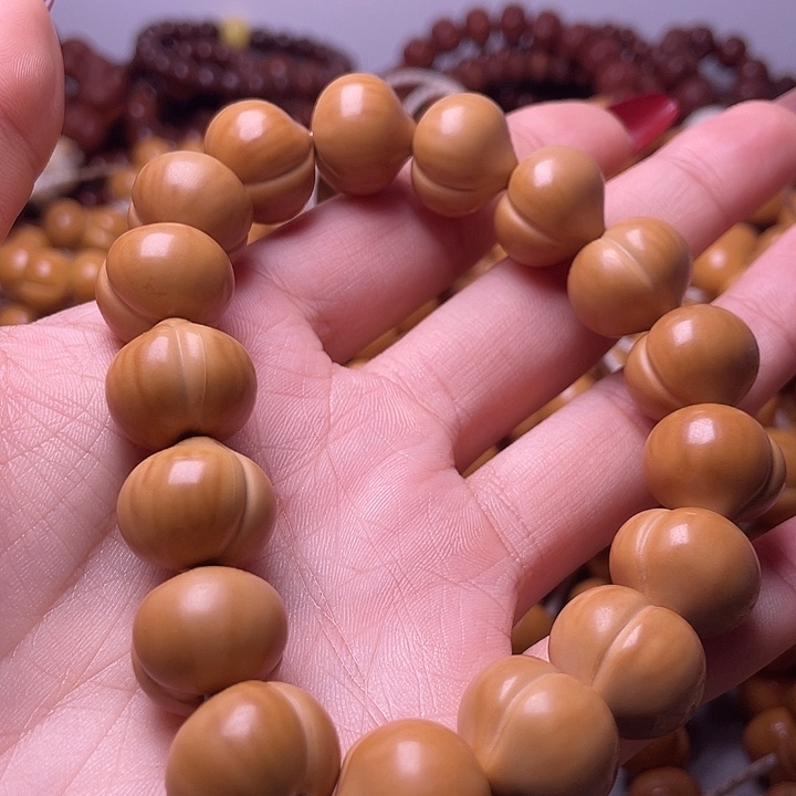 大***晶手串猴头核桃17尺寸镜面柯基屁桃手持全品无暇