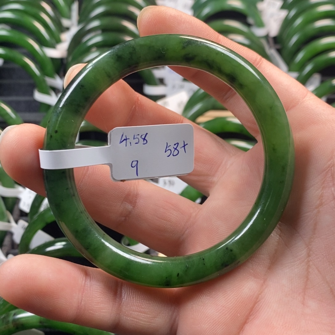 和田玉（碧玉）未镶嵌手镯58