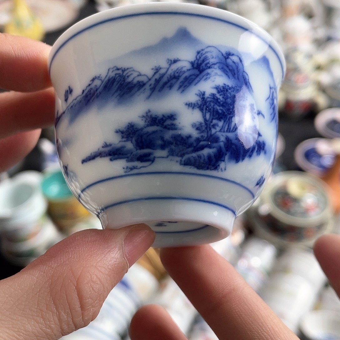 瓷片今天爱吃大米饭