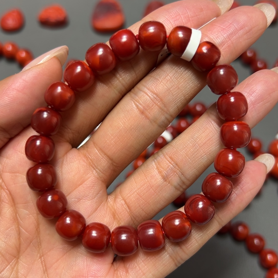 南红玛瑙未镶嵌手串 牛血红 约9mm+ 毕业级