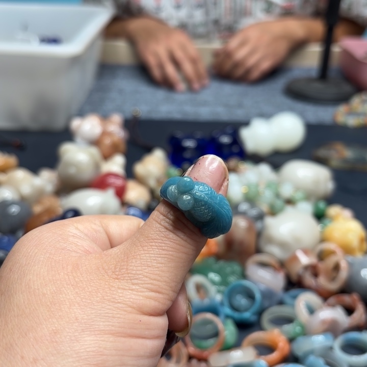 ****K石英岩玉合金颈饰