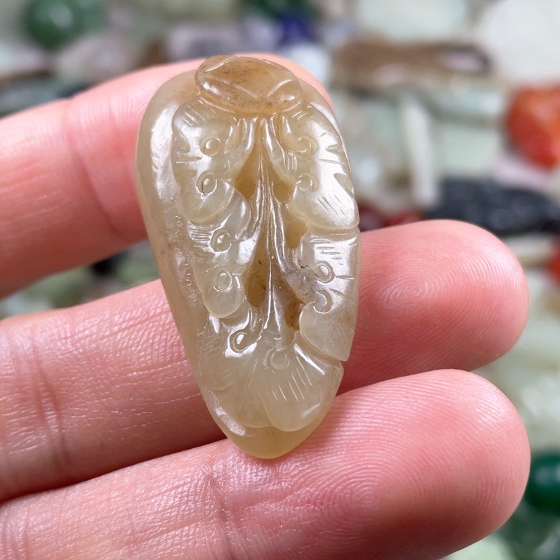 和田玉（糖玉）颈饰未镶嵌