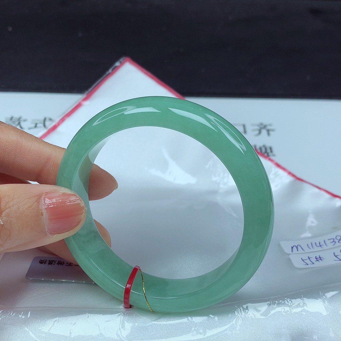 翡翠手镯未镶嵌55圈4138