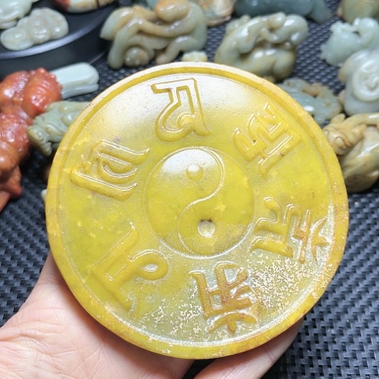 白玉菩提吊坠摆件