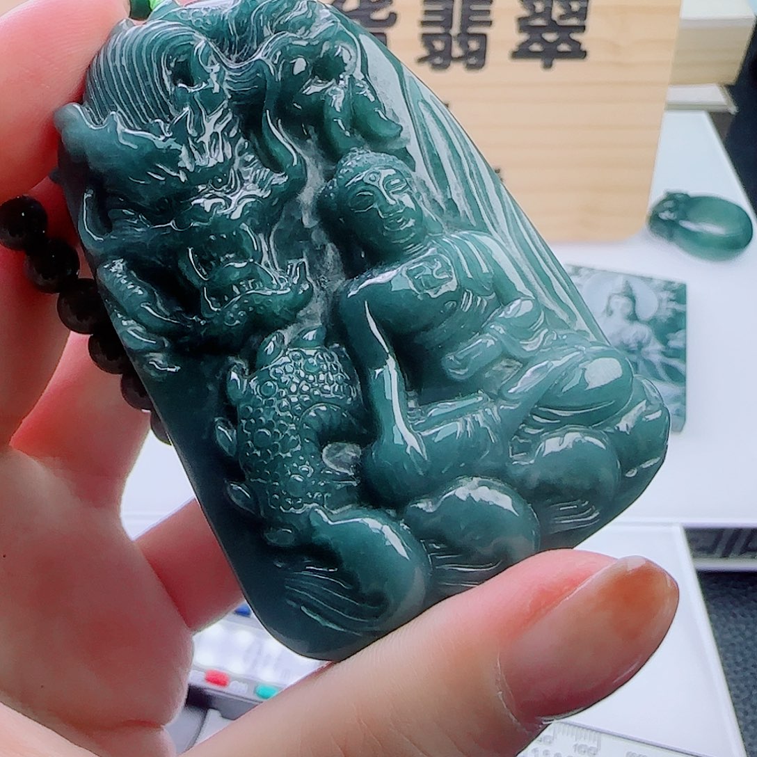 9***7翡翠未镶嵌颈饰1111111111