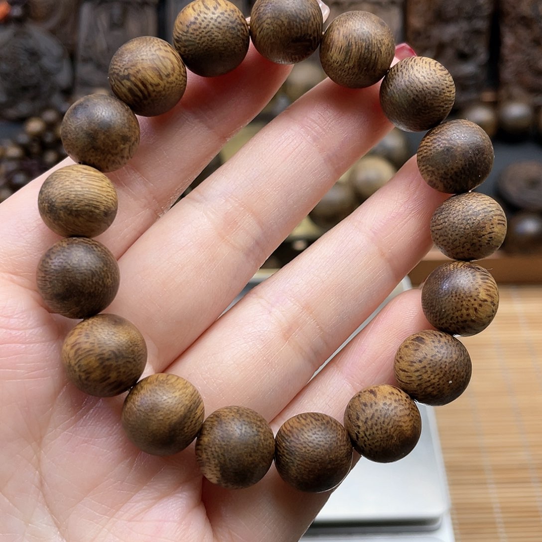 沉香手串简*芽庄白奇