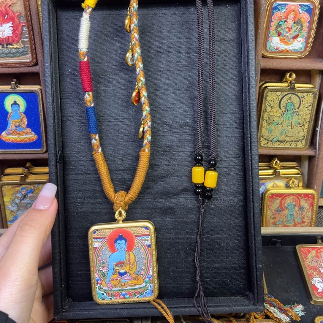 夜***愿吊坠抖音上的小伙伴们都在说