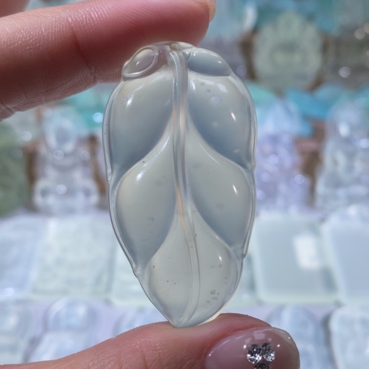 岫玉吊坠未镶嵌吊坠