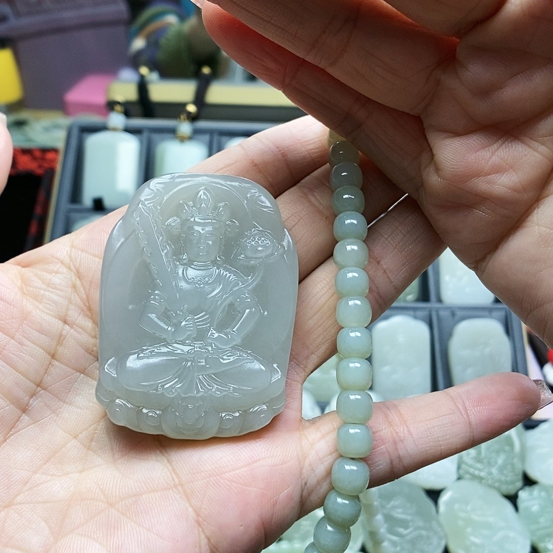 和田玉颈饰未镶嵌不****西