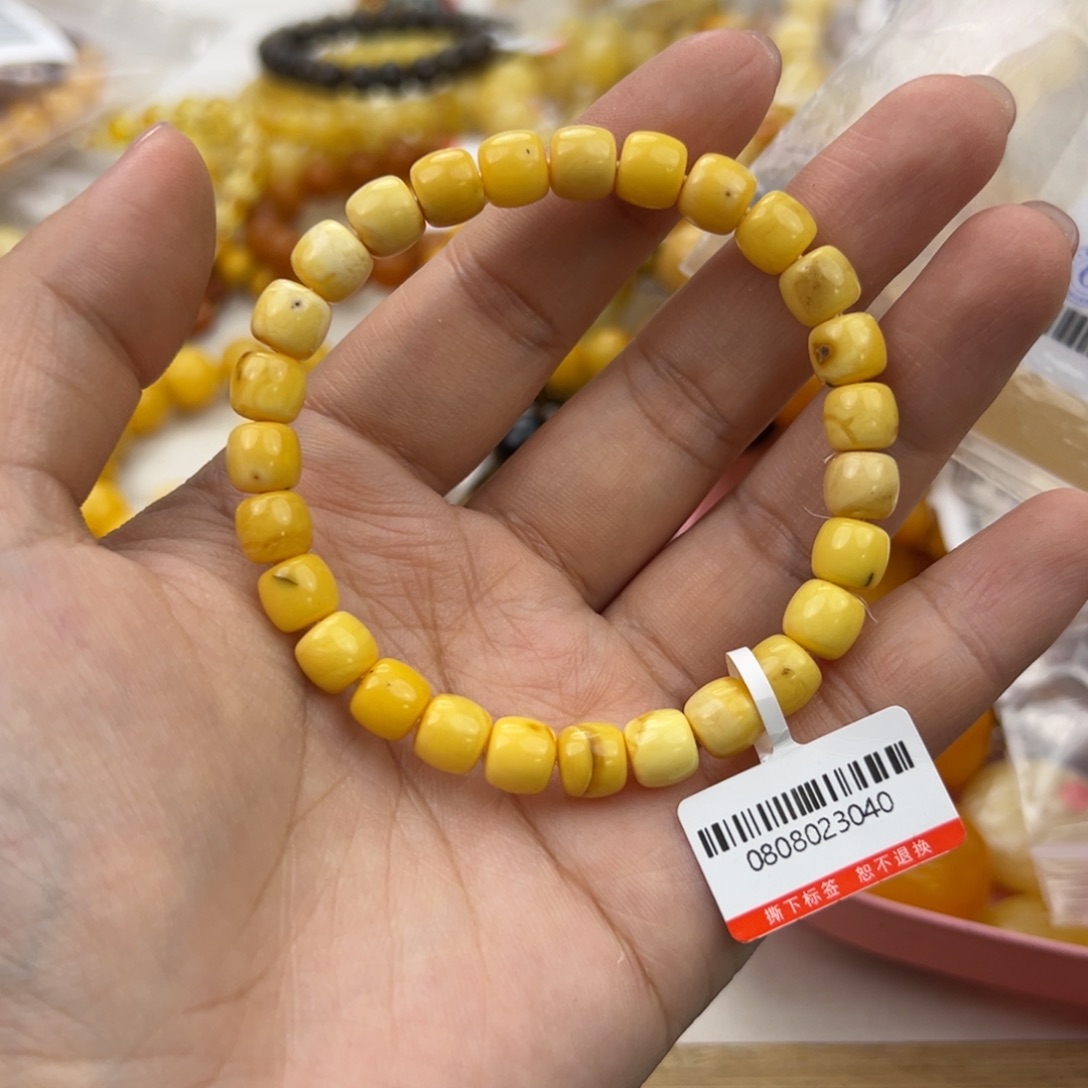 琥珀珠宝奇石未镶嵌