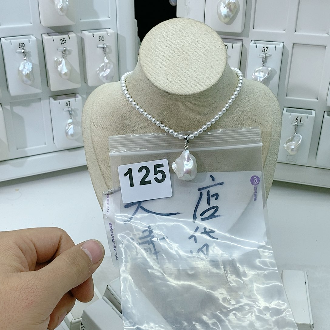 淡水珍珠颈饰合金