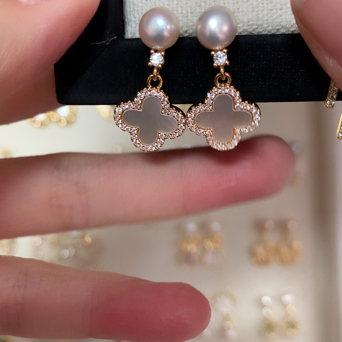 淡水珍珠耳饰合金