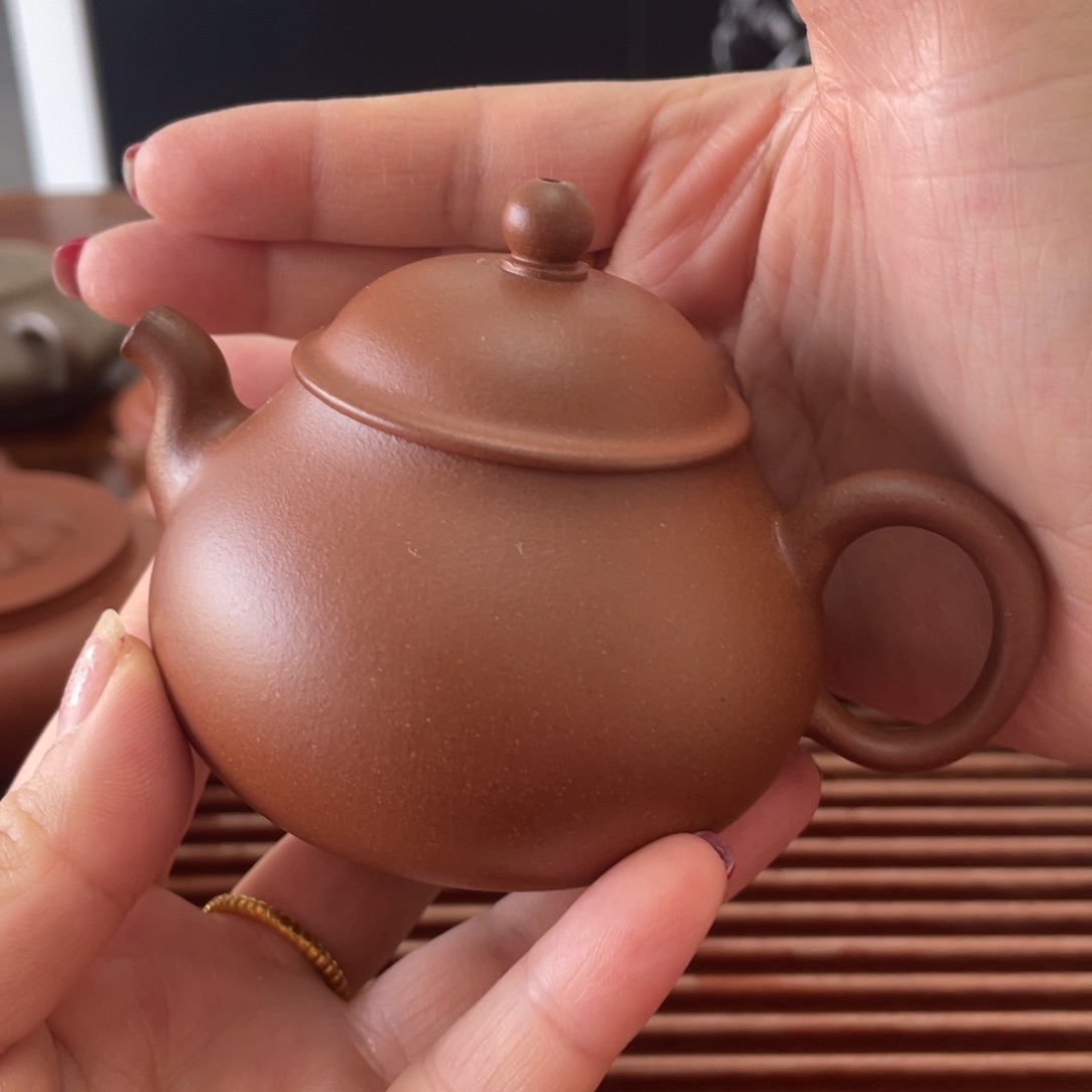 紫砂茶壶矮梨降坡泥120cc