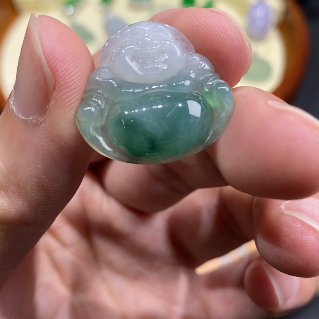 翡翠18K金镶嵌颈饰佛公