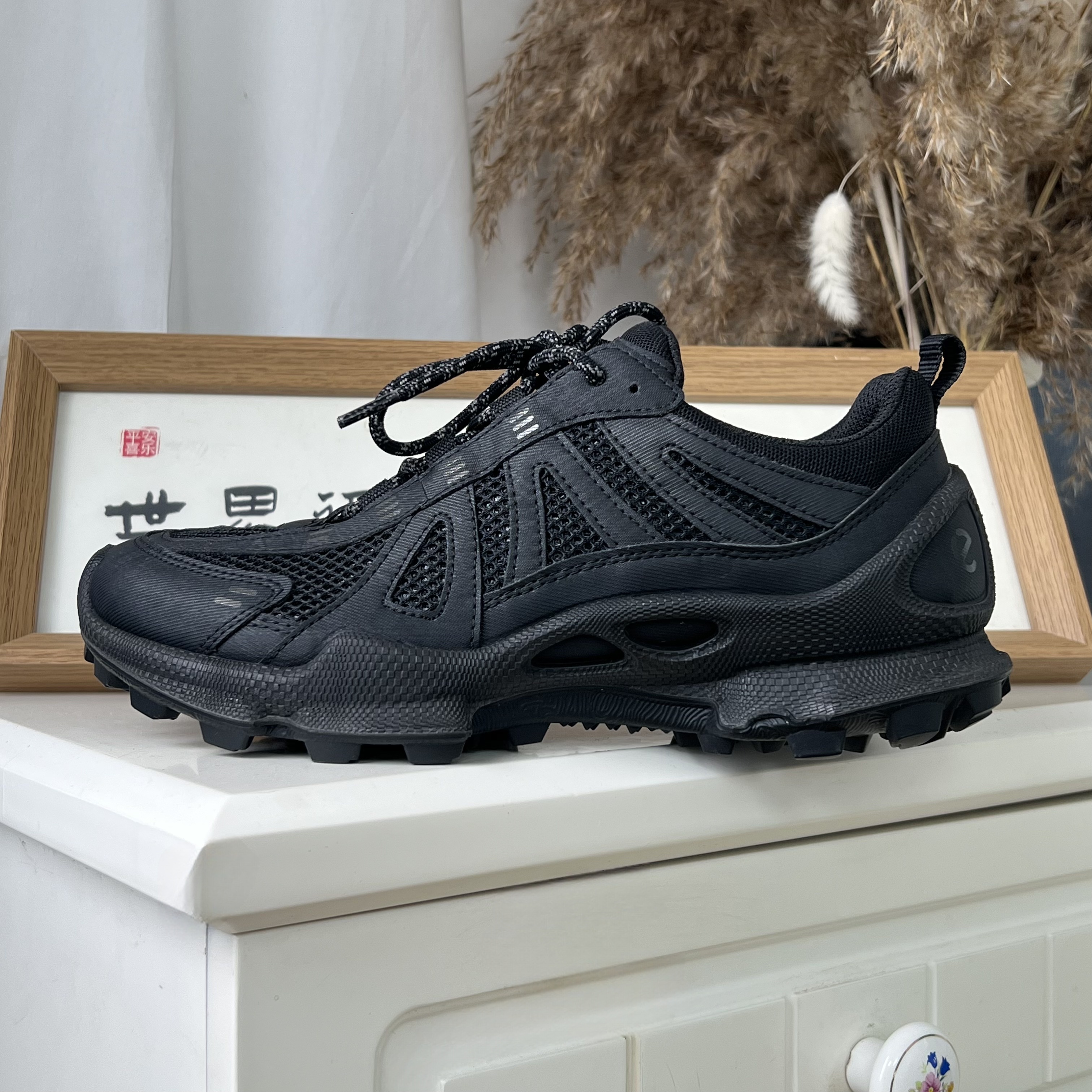 Ecco/爱步网面踪迹803224黑色男鞋女鞋透气徒步运动户外训练鞋