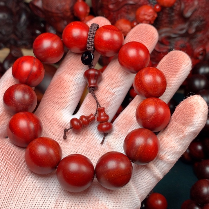 木1.8镇店泥鸡血红玉化料