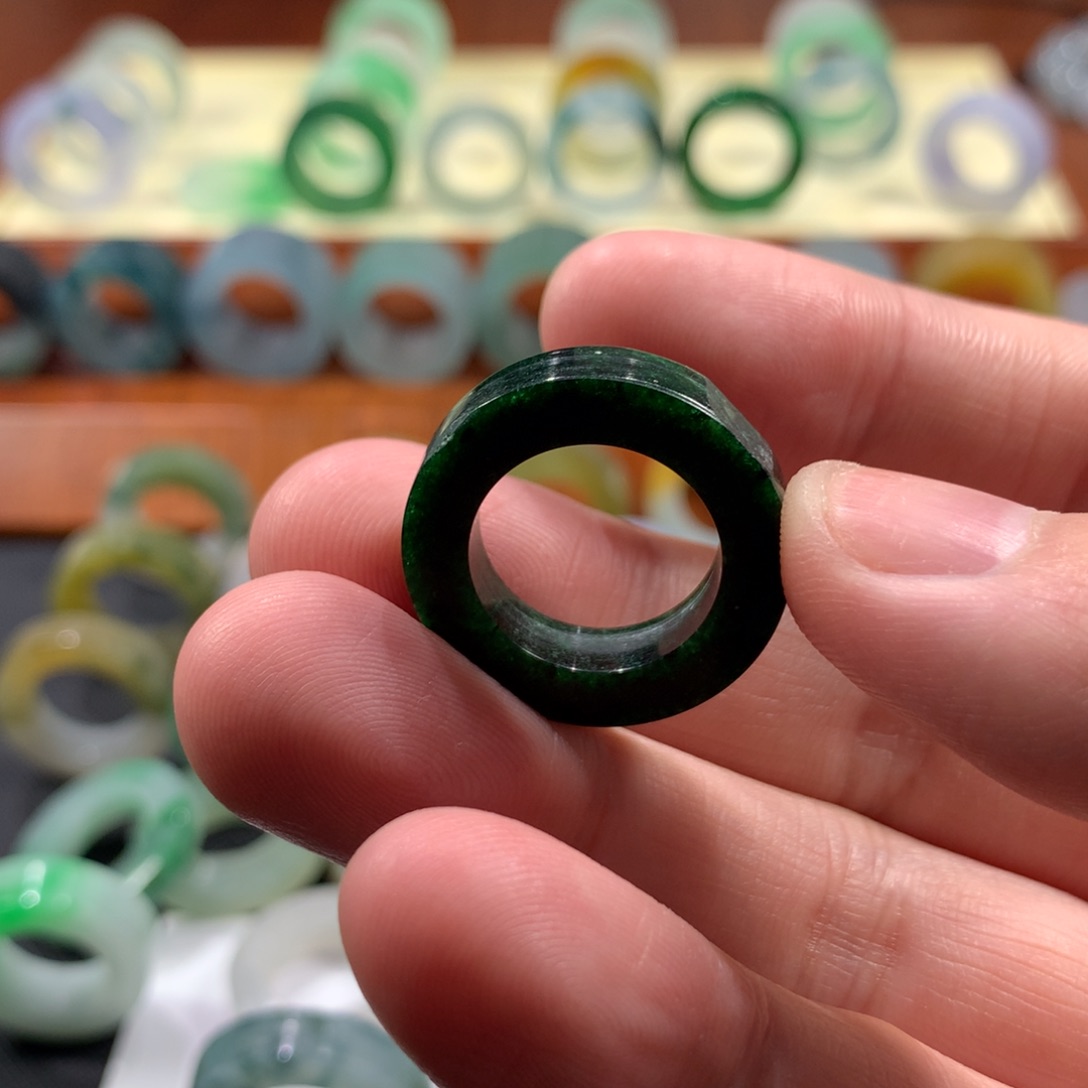 定制翡翠未镶嵌m****o定制